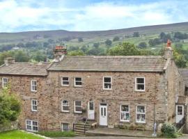 Alpine Cottages No 4, pet-friendly hotel in Reeth