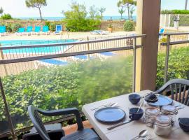 Apartment Mer et Golf by Interhome, ξενοδοχείο τριών αστέρων σε Chambre-dʼAmour