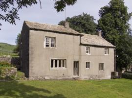 Town Head Farm, hotel with parking in Malham