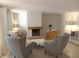 Apartment Chesa Fuolla Verda A8 by Interhome, hotel v destinaci Celerina