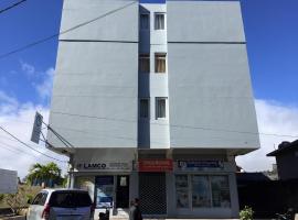 La Péninsule Town Apartment No 5, hotel in Curepipe