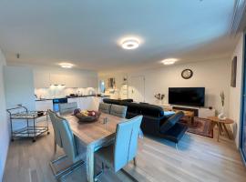 Lavish 4.5 rooms furnished apartment @Glattbrugg, hotel in Glattbrugg