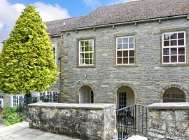 Riverside Walk, luxury hotel in Airton