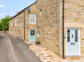 The Dale Cottage, hotel with parking in Allendale Town