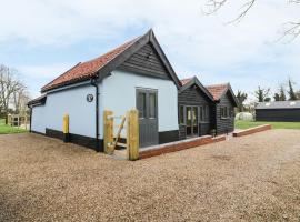 Whitehands Farm Barn, Hotel mit Parkplatz in Old Buckenham