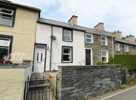 2 Holland Terrace, holiday home in Tanygrisiau
