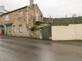Ale Cottage, hotel with parking in Ireby