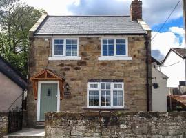 Ty Cerrig, holiday rental in Mold