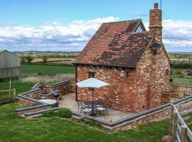 Owl Cottage, pet-friendly hotel in Southam