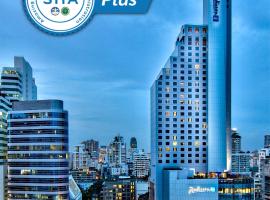 Radisson Blu Plaza Bangkok - SHA Extra Plus Certified, hotel in Sukhumvit, Bangkok
