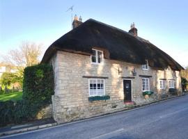 Ivy Cottage, pet-friendly hotel in West Lulworth