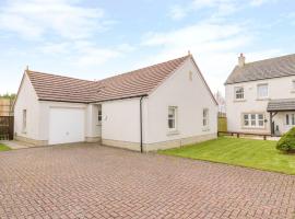 Bright and Beautiful, holiday home in Ayr