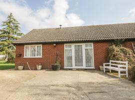 The Bungalow, holiday home in Ipswich
