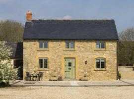 Alysas Cottage, holiday home in Chipping Norton