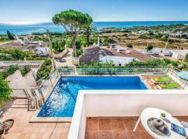 Villa Oceano, hotel in Patroves