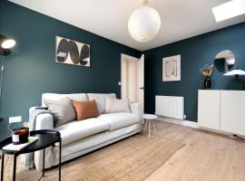 Norman Road- Brand new luxury GF Apartment, hotel en St. Leonards