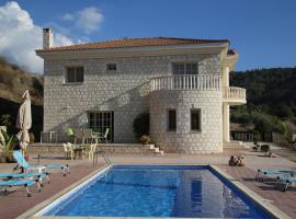 Villa Melyia, hotel s jacuzzi v destinaci Kato Pyrgos