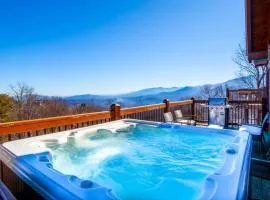 Little Cub Retreat Mtn View, Hot Tub, Indoor Pool