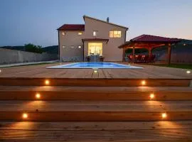 Villa JULIJA