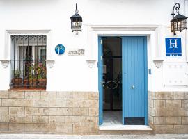 Hostal Trafalgar, hotel romántico en Barbate