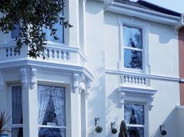 The Netley, bed and breakfast en Torquay