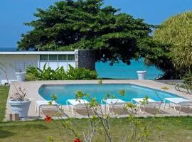 Miramar 6 Bedroom on the Beach