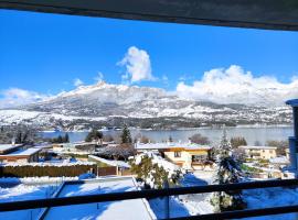 Studio vue sur lac et montagne, resorts de esquí en Savines-le-Lac