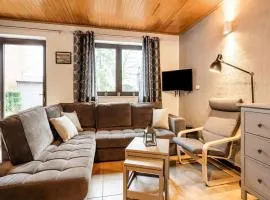 Cottage in Lessive with Barbecue and Garden