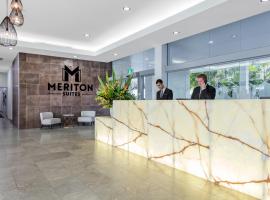 Meriton Suites Broadbeach, hotel v mestu Gold Coast