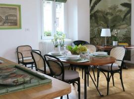 Villa Crochat, apartment in Como