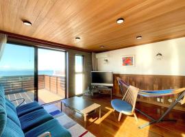 Hayama Ocean View Villa -葉山 海を見渡す家-, cabaña o casa de campo en Hayama