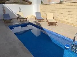 Ferienhaus mit Privaten Pool