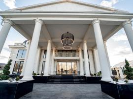 Hotel Caprice, hotel v destinaci Bacău