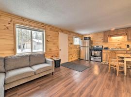 Viesnīca Cabin in The Huron-Manistee National Forest! pilsētā Wellston