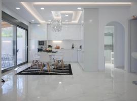 Diamond Luxury Villa Corfu, hotel di Káto Spílaion
