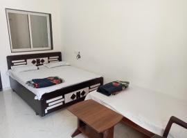 Narmada Homestay, hotel v destinaci Garudeshwar