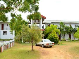Hotel Bundala Park View: Hambantota şehrinde bir otel