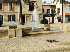 La maison sur la place, hotel em Aigues-Mortes