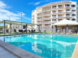 Fairways Golf & Beach Retreat Bribie Island, курортний готель у місті Woorim