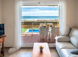 APARTAMENTO Nat EN PRIMERA LINEA DE PLAYA