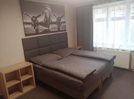 Králíky apartmán: Králíky şehrinde bir otel