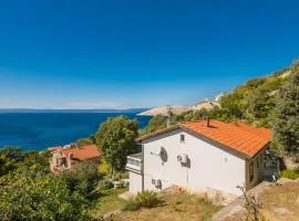 Cozy Apartment In Stara Baska