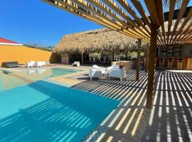 Hotel Sand Bay: Punta Rucia'da bir otel