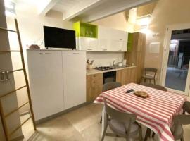 La maison del corso, hotel in San Foca