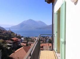 MAGICAL HOUSE ON THE LAKE OF COMO, family hotel in Bellano