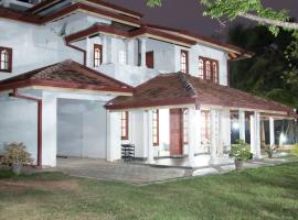 Joy Lagoon Residence, villa em Negombo