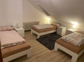 Pension 43, bed & breakfast kohteessa Duisburg