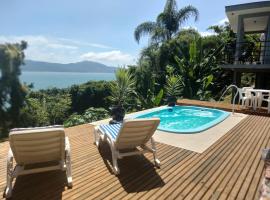 Suite com piscina, viešbutis Florianopolyje