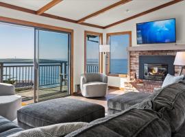 Whale Watch FANTASTIC VIEWS Game Room Dog Friendly, hotel in Dillon Beach