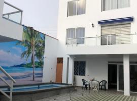 Bravo Surf Camp Punta Rocas – hotel przy plaży w mieście Punta Negra